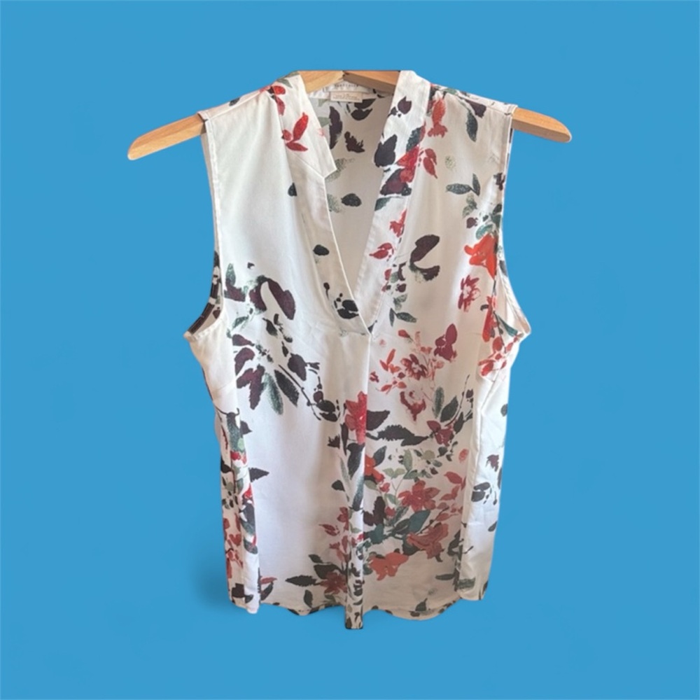 Van Heusen Women’s Size Large Floral Sleeveless V-Neck Blouse Casual Preppy Used
